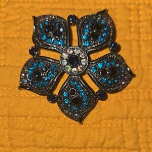 Vintage Monet Blooming Turquoise Flower Brooch